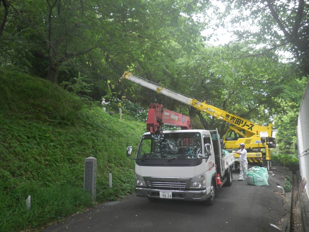 レッカー使用の様子